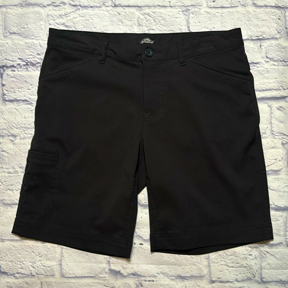 Dickies Quick-Dry Stretch Performance Shorts Black Shorts 8 Inch Inseam Size 6